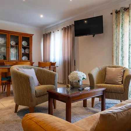 Stupendo Sun & 3br Ffoz Airconditionning Center Tavarede